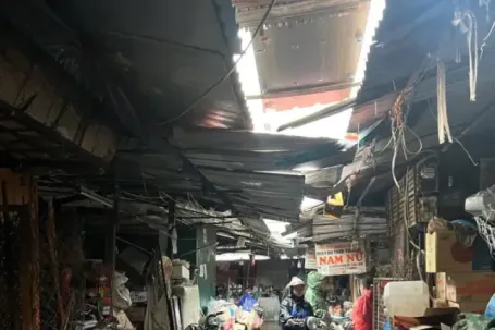 Sở Công Thương Hà Nội yêu cầu báo cáo việc đóng cửa chợ Kim Liên