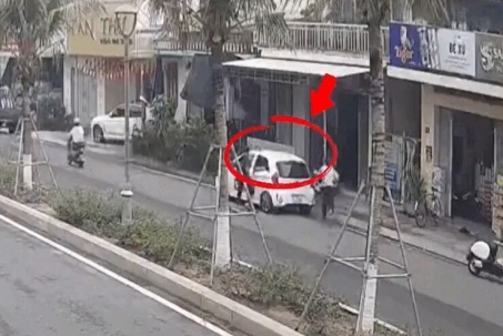 Hé lộ chủ xe ô tô nhóm người nước ngoài dùng để tẩu thoát sau khi trộm vàng ở Đắk Lắk