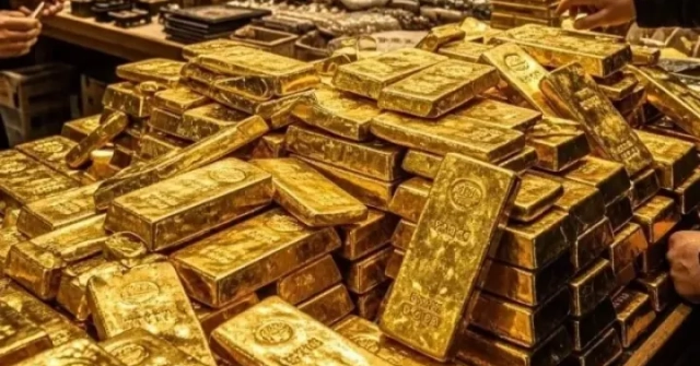 Giá vàng dự báo tăng mạnh tới cuối năm 2026