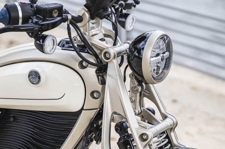 Mô tô điện Royal Enfield Flying Flea C6 đi tới 154 km/lần sạc, giá 75 triệu - 2