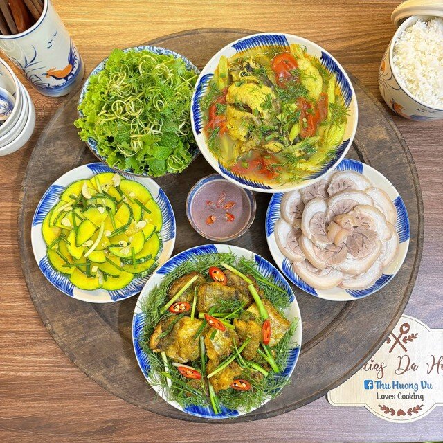 Gợi ý 5 mâm cơm gia đình ngon miệng, dễ nấu - 2