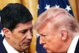 Fed tăng lãi suất bất chấp sức ép từ ông Trump