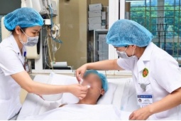 Diễn biến sức khỏe của 2 vợ chồng trong vụ cháy ở Tây Hồ khiến 5 người chết