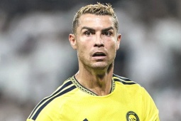 Tin mới nhất bóng đá sáng 17/9: Al Nassr được khuyên "đuổi" Ronaldo sau thảm bại