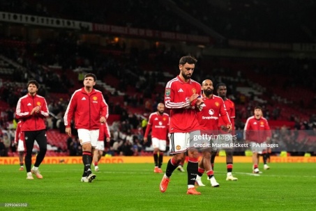 MU gục ngã từ lợi thế 2-0: Carrick & bài toán bản lĩnh, "Quỷ đỏ" thiếu ông chủ tuyến giữa