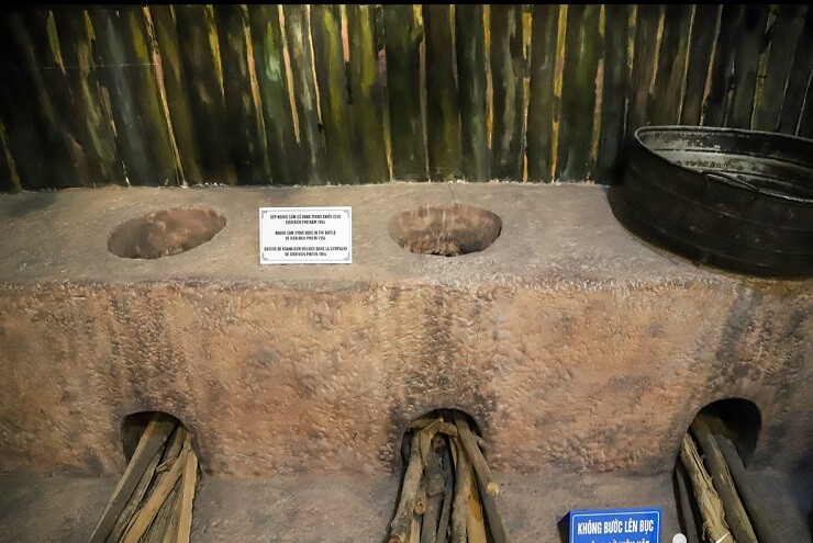 Người sáng tạo ra bếp Hoàng Cầm được truy tặng danh hiệu Anh hùng LLVT nhân dân