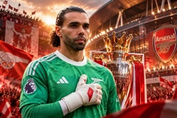 Arsenal thủ chắc như bê tông: Arteta nâng tầm Raya thành là "hậu vệ thứ năm"