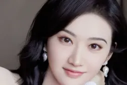 Cảnh Điềm thoát nạn