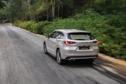 Giá xe Mazda CX-8 lăn bánh kèm ưu đãi tháng 9/2026