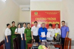 Cặp đôi ở Thanh Hóa đăng ký kết hôn ngay trong trại tạm giam: 6 năm yêu nhau và quyết định trở thành vợ chồng