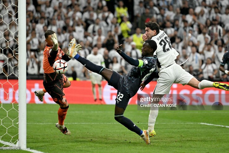 Marseille gặp khó khi phải đấu Besiktas