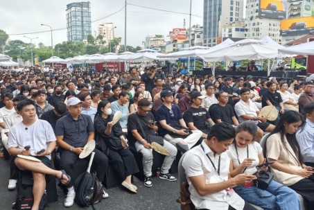 iPhone 18 Pro và Pro Max chính thức mở bán tại Việt Nam: "Cháy hàng" trong phút một