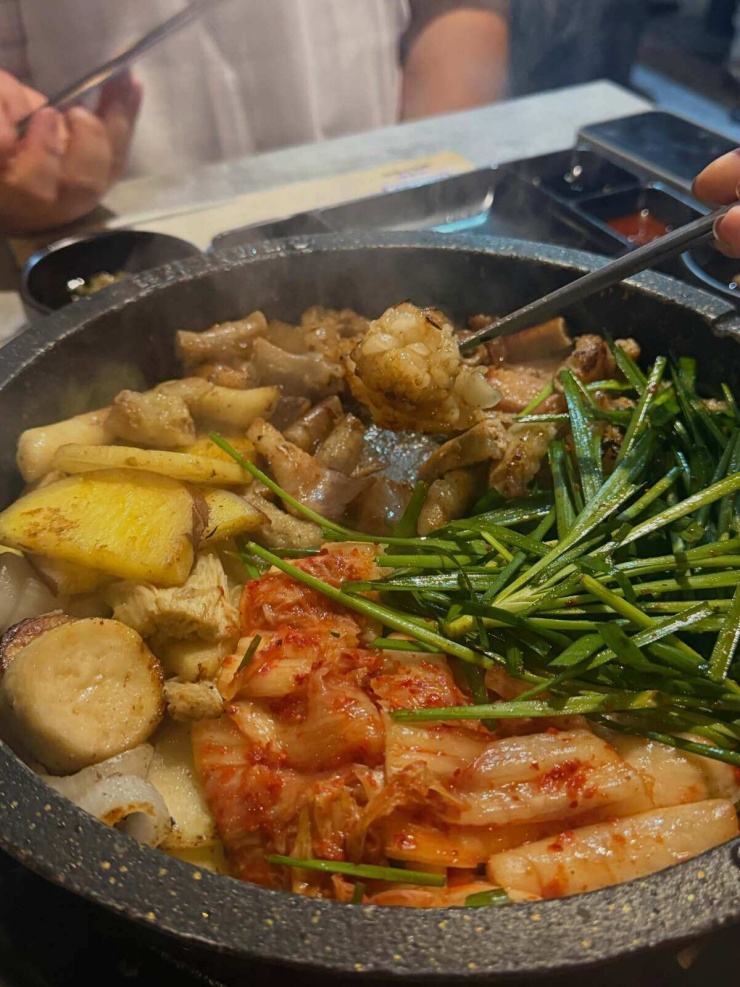 Chuyến 'ăn sập Hàn Quốc' khiến Kỳ Duyên tăng 2 kg - 5