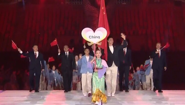 Khai mạc ASIAD: Lời chào đặc sắc, rạng rỡ đoàn thể thao Việt Nam - 31