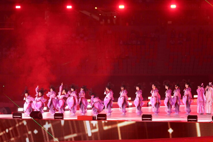 Khai mạc ASIAD: Lời chào đặc sắc, rạng rỡ đoàn thể thao Việt Nam - 37