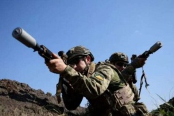 Nga sốc nặng khi Ukraine bất ngờ "san phẳng" địa hình, giành lại làng Serednie