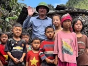 Bí thư, Chủ tịch xã xây kênh, livestream 'chốt đơn' cho địa phương