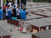 Sốc vì ASIAD hóa "ao làng": Xếp nam nữ chung phòng, hết hồn phòng container