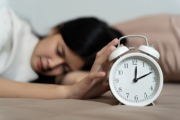 Thói quen cuối tuần 'âm thầm' ảnh hưởng buồng trứng đa nang - 1