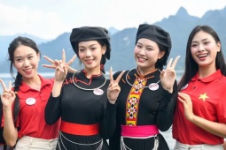 53 cô gái Hoa hậu Việt Nam ngỡ ngàng trước cảnh sắc hồ Na Hang