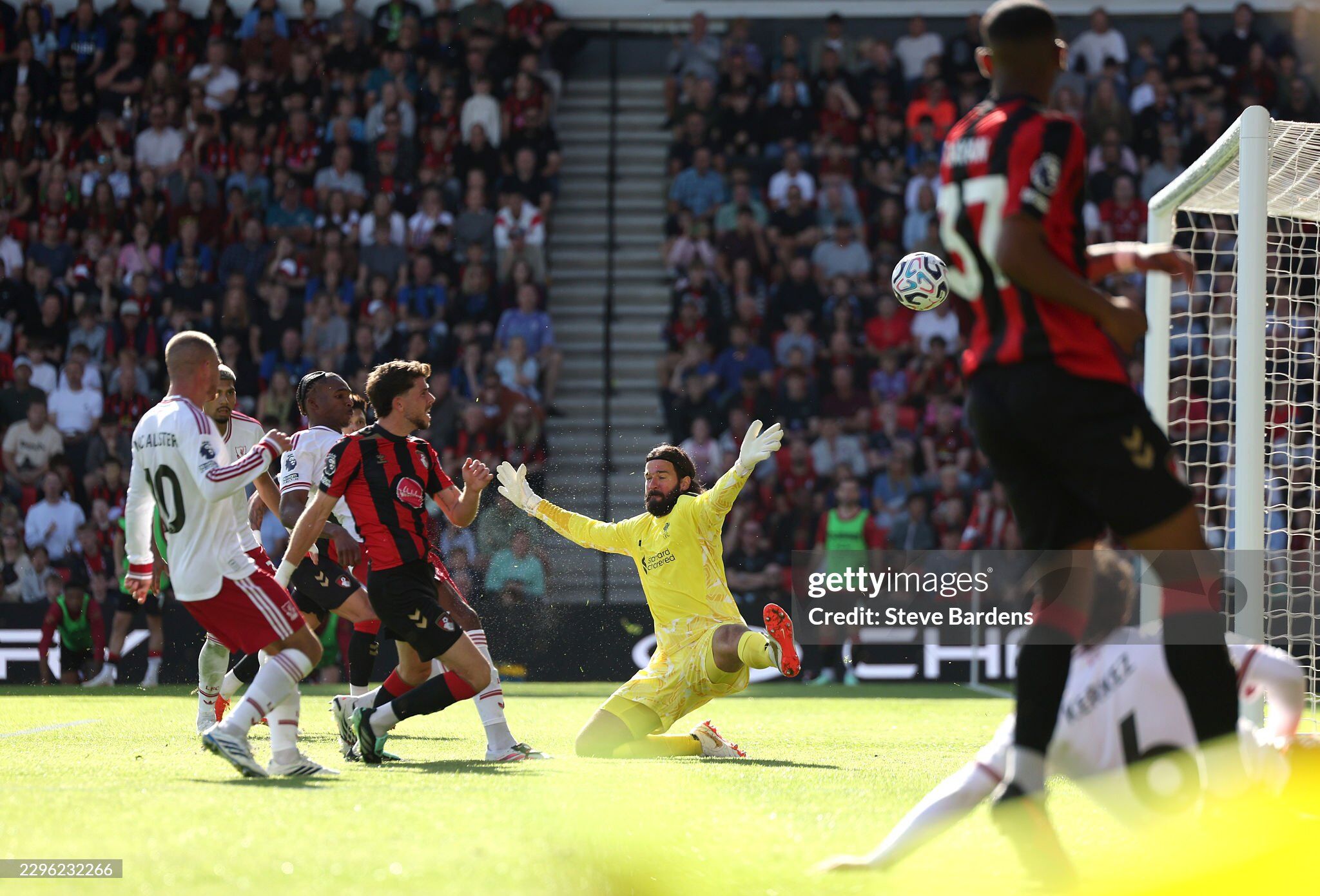 Trực tiếp bóng đá Bournemouth - Liverpool: "Lữ đoàn đỏ" xuất sắc bảo vệ thành quả (Hết giờ) - 7