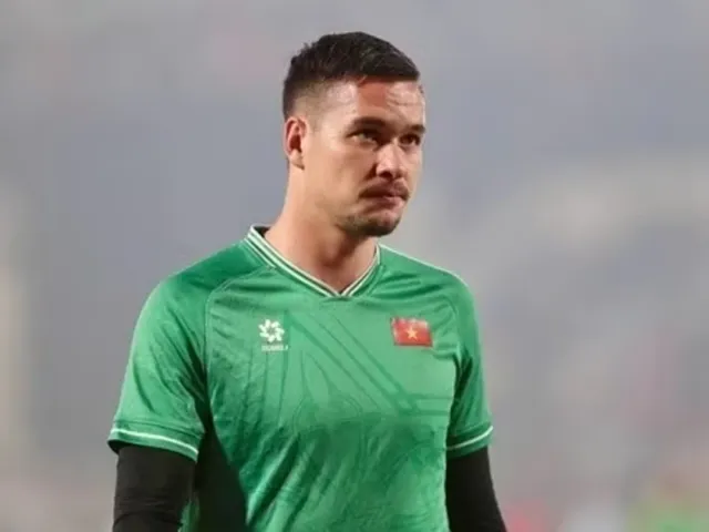 Vì sao thủ môn đắt giá nhất Việt Nam Nguyễn Filip vắng mặt ở FIFA ASEAN Cup?