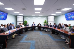 Cơ quan Thương mại và Đầu tư Chính phủ Australia và Long Châu mở rộng cơ hội phát triển thị trường thực phẩm bổ sung