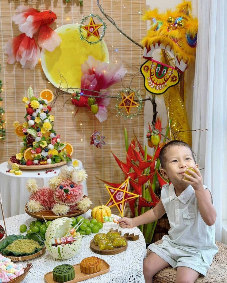 Mẹ Hà Nội dành 6 tiếng làm mâm cỗ Trung thu khiến con thích mê - 7