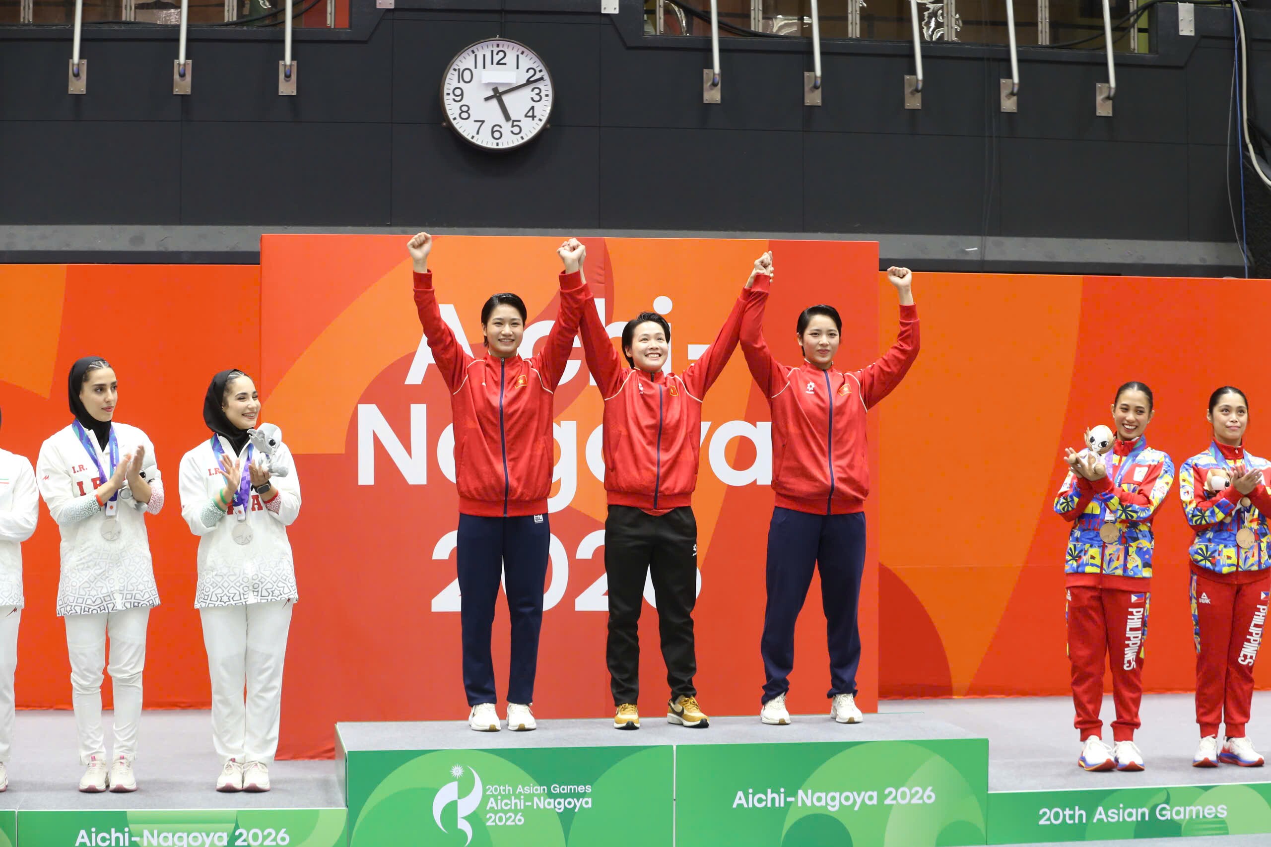 Trực tiếp ASIAD 22/9: Wushu chắc chắn có huy chương, võ sĩ Việt Nam rời sân bằng cáng - 4