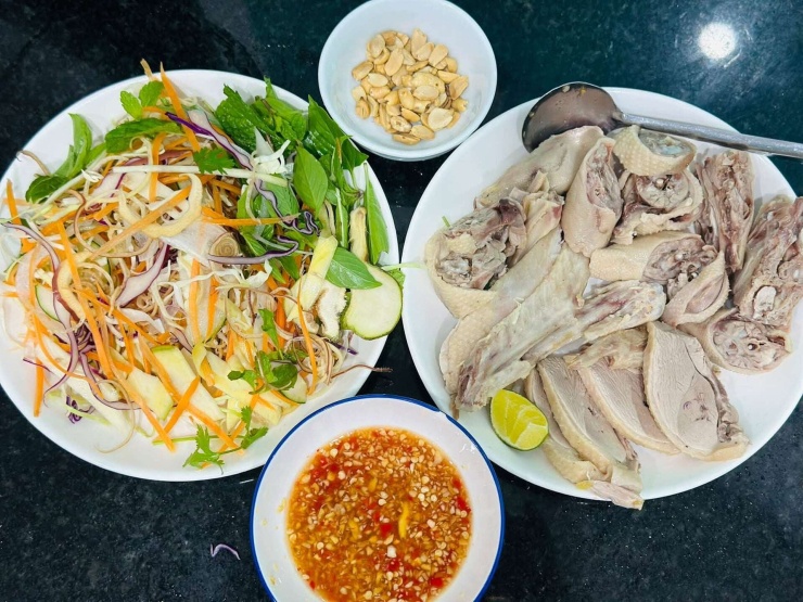 Loại thịt mát rượi, ăn vào mùa thu tốt tim, dưỡng tóc, hỗ trợ giảm cân, tăng sức đề kháng, làm gỏi cực ngon - 1