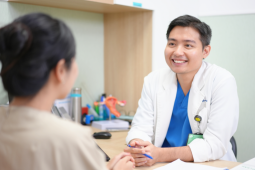 Tắc vòi trứng vẫn đón con khỏe mạnh nhờ thụ tinh ống nghiệm