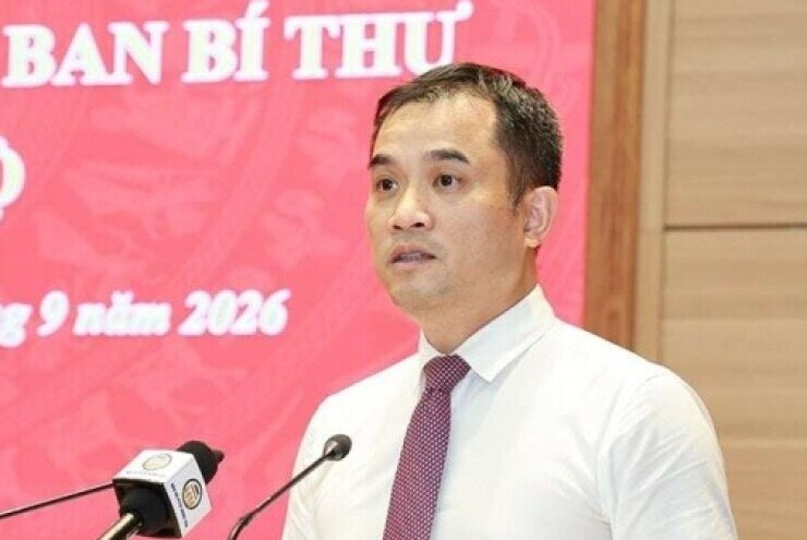 Giới thiệu PGS Phạm Bảo Sơn- Phó Giám đốc Đại học Quốc gia Hà Nội để bầu Phó Chủ tịch UBND tỉnh Hưng Yên