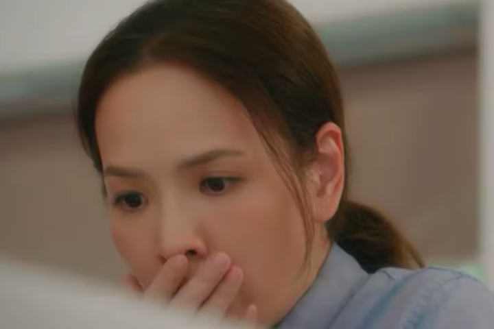 Yến (Đan Lê) bị Quốc (Tuấn Tú) bạo hành