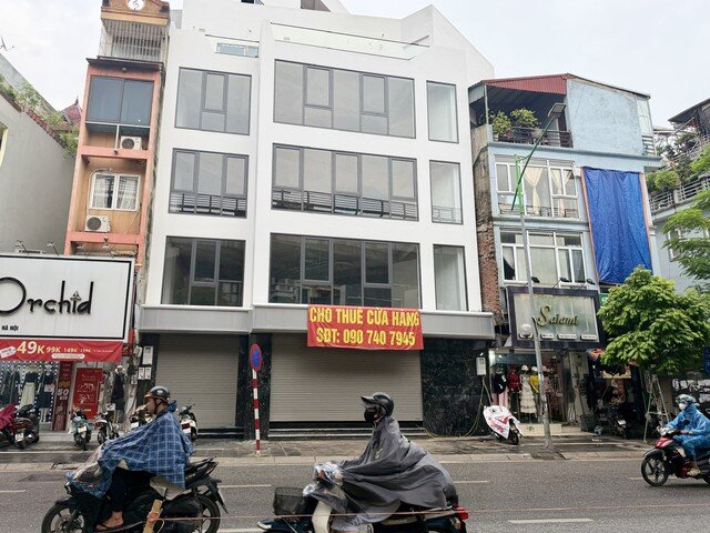 Theo các chuyên gia, giá thuê leo thang những năm qua khiến nhà phố dần mất ưu thế