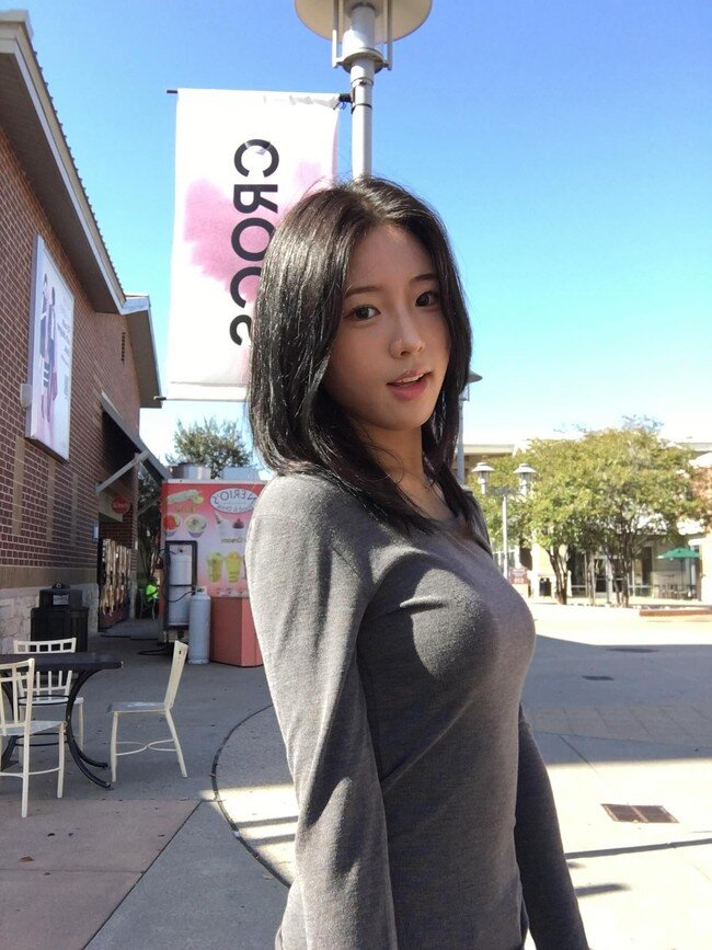 Kể từ đó, Yang đã nổi bật ở các giải thi đấu lớn nhỏ.