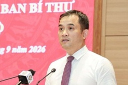 Giới thiệu PGS Phạm Bảo Sơn- Phó Giám đốc Đại học Quốc gia Hà Nội để bầu Phó Chủ tịch UBND tỉnh Hưng Yên