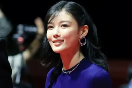 Kim Yoo Jung: Một thập kỷ nỗ lực thoát khỏi hình ảnh  ' sao nhí ' 