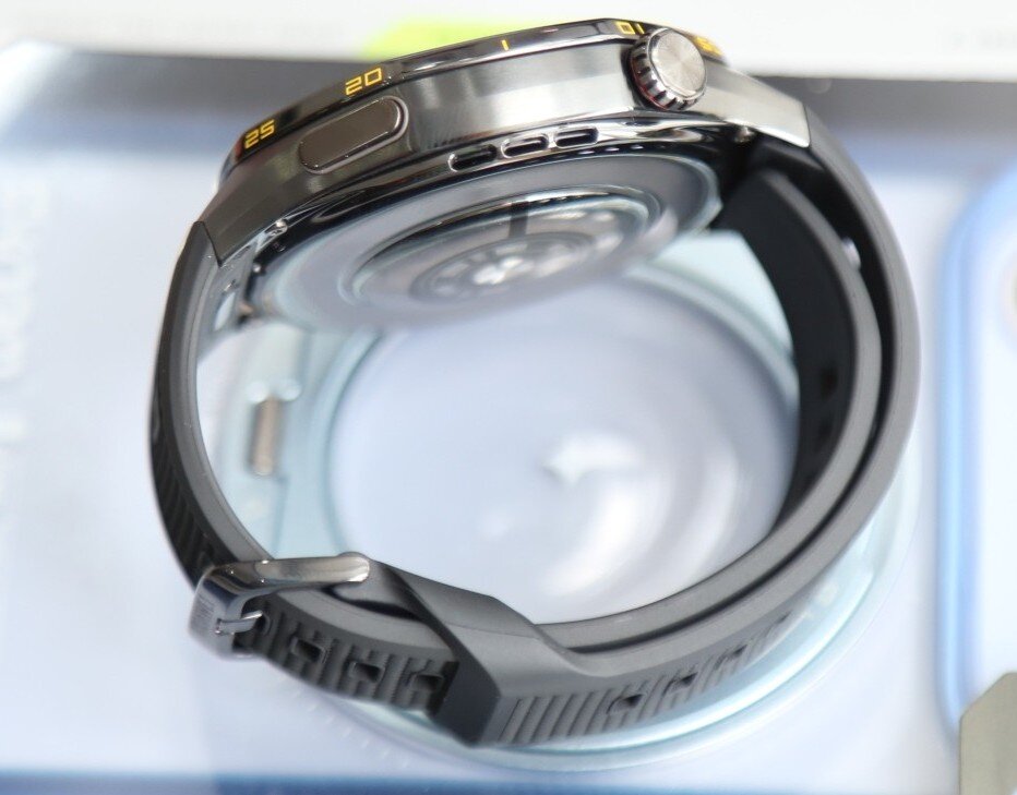 Huawei Watch GT 7 Pro dùng vỏ hợp kim titanium, pin 21 ngày - 4