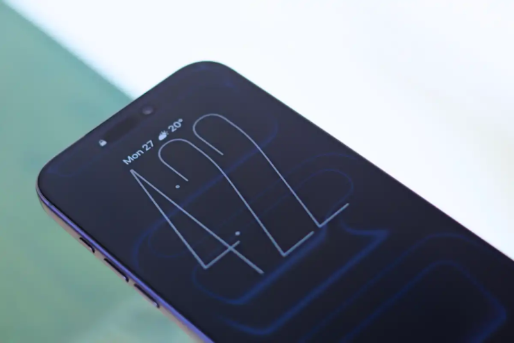 iPhone 17 Pro Max đã qua sử dụng 1 năm. Ảnh: Mahmoud Itani/ Macworld