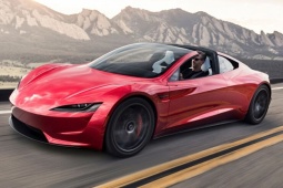Sau 10 năm nhận cọc xe thể thao Tesla Roadster chốt lịch ra mắt toàn cầu