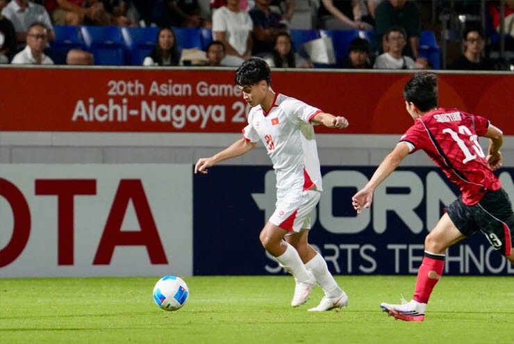 U23 Việt Nam gặp nhiều khó khăn trước sức mạnh của U23 Hàn Quốc