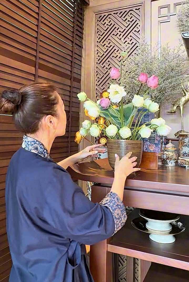 Ảnh sao 26/9: Diễn viên Kim Ngọc bán bánh mì mưu sinh ở Mỹ - 3