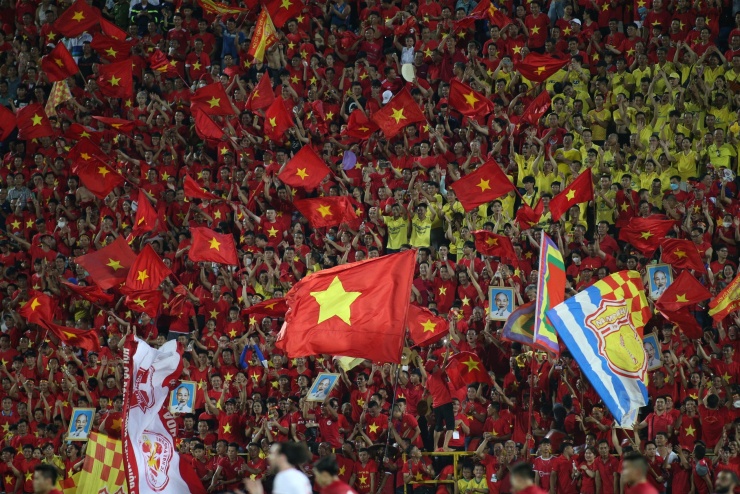 Người hâm mộ có thể theo dõi trực tiếp tuyển Việt Nam tại FIFA ASEAN Cup 2026. Ảnh: S.N