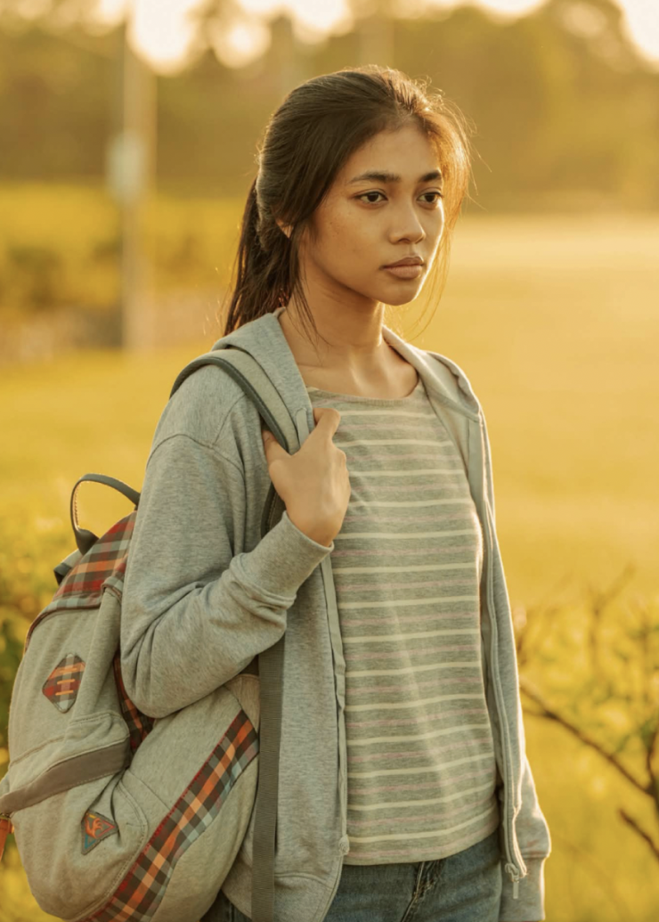 Chân dung Á hậu đậu casting phim Trại buôn người nhờ màn tẩy trang, khoe mặt mộc - 3