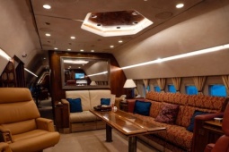 Biến máy bay Boeing thành chốn nghỉ sang trọng, giá lên tới 31 triệu đồng/đêm