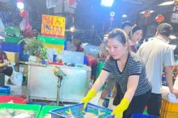 'Ngộp thở' khi giá thực phẩm leo thang