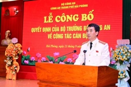 2 Thượng tá Công an được Bộ trưởng biệt phái đi nhận nhiệm vụ mới