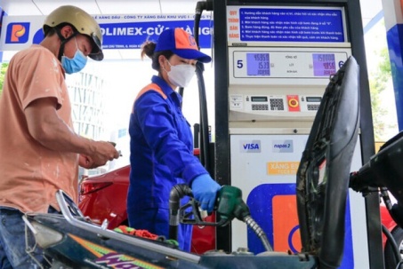 Giá xăng dầu hôm nay 26/9: Đảo chiều giảm mạnh