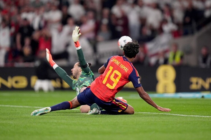 Trực tiếp bóng đá Anh - Tây Ban Nha: Simon cứu thua (Nations League) (Hết giờ) - 1