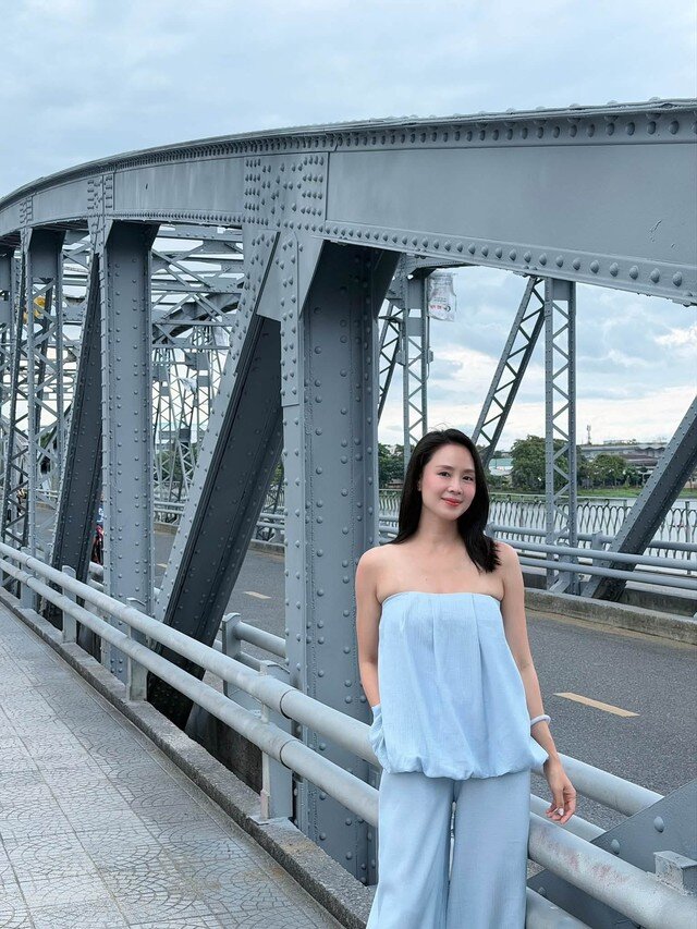 Ngỡ ngàng nhan sắc tuổi 43 của Hồng Diễm - 4